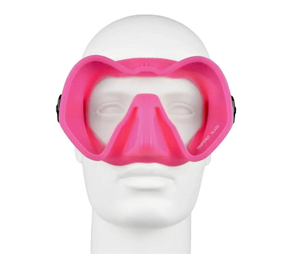 Maschera da sub C4 Skyline a vetro singolo con trattamento lenti anti-fog, mostrata in varie varianti di colore tra cui rosa